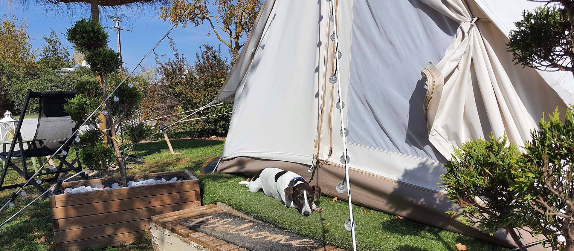 L'Escale Occitane, location d'emplacements pour vos tentes, caravanes ou camping-cars dans l'Aude